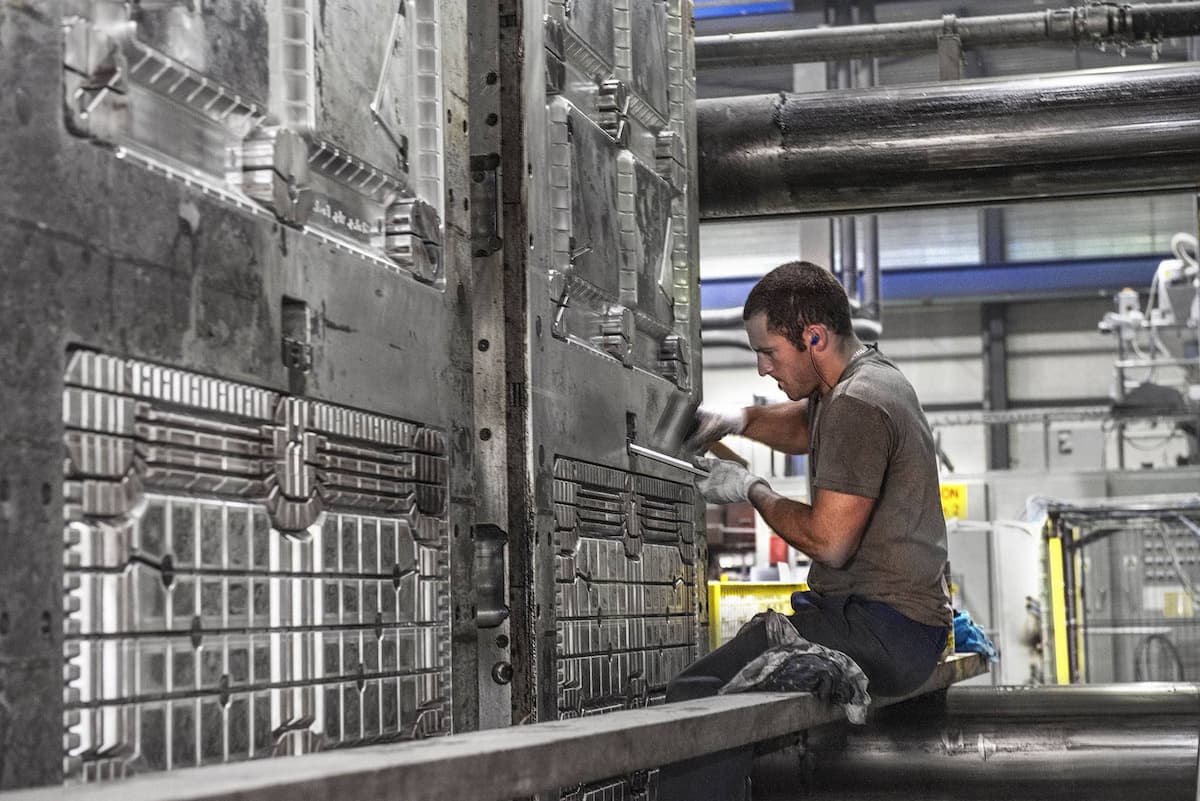 Careers. Work with us Cabka